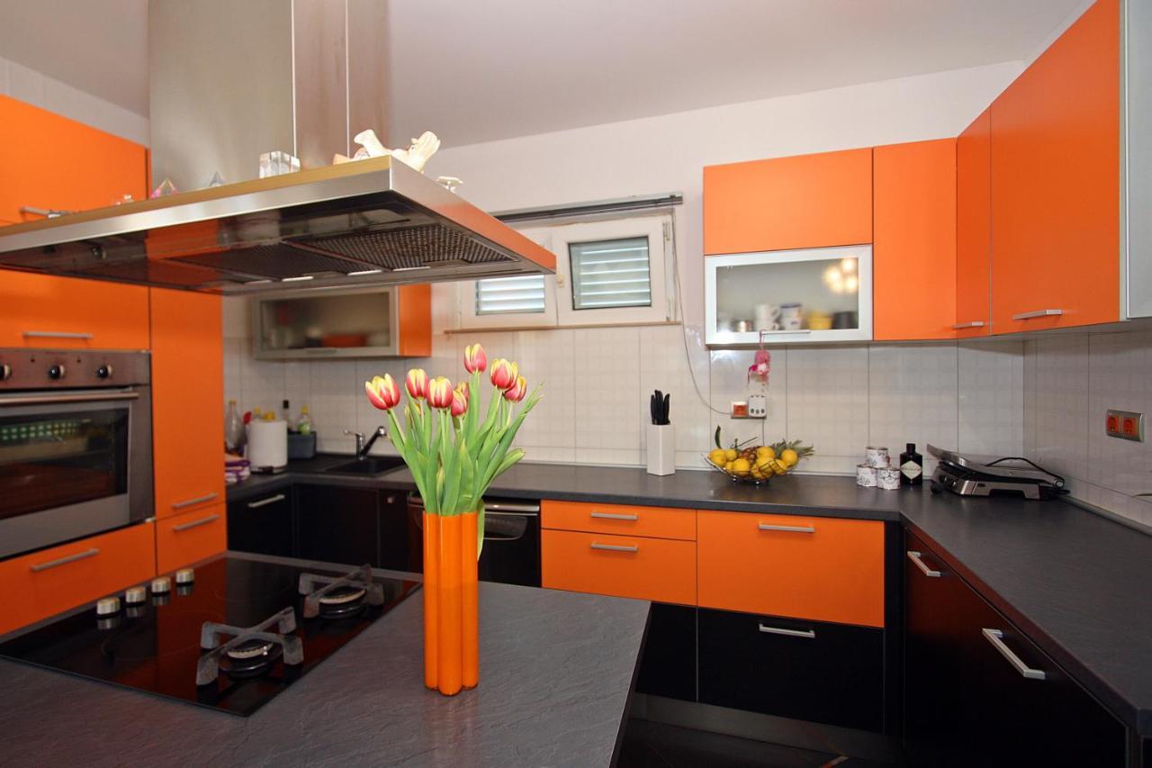 Apartment Petra Supetar Eksteriør billede